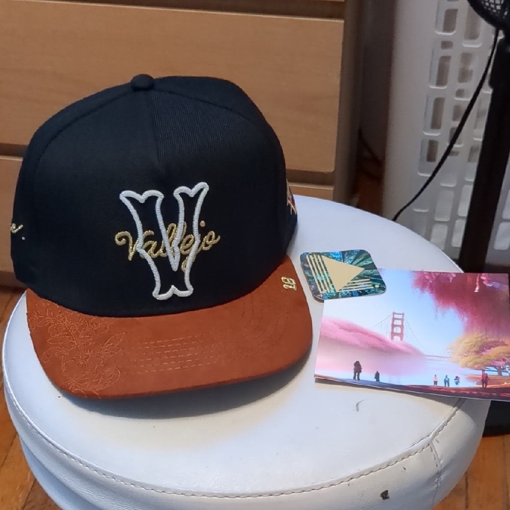 DVNIEL LUU Premium Vallejo Snapback
